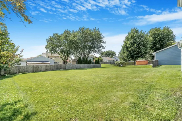 $339,900 | 1388 Bow String Court, Carol Stream, IL 60188