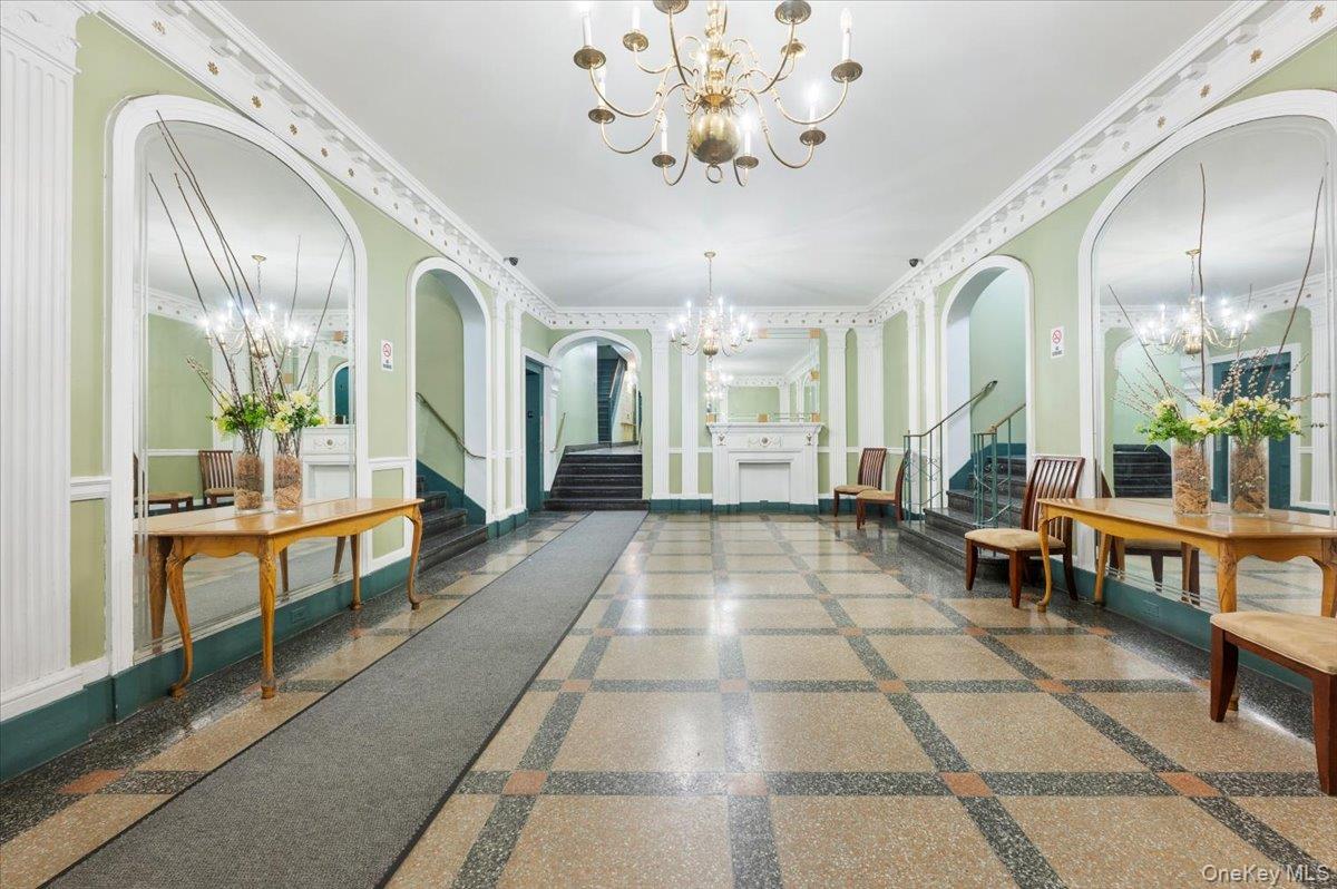 43-01 46th Street, Unit 2A Queens, NY 11104 - Photo 14 of 18 a view of an entryway with dining area