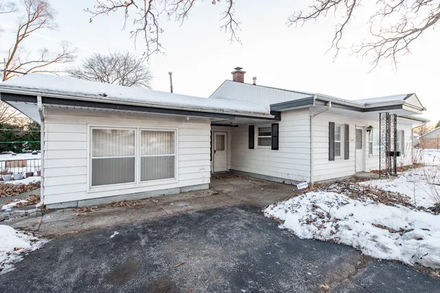 $149,900 | 2101 Eshcol Avenue, Zion, IL 60099