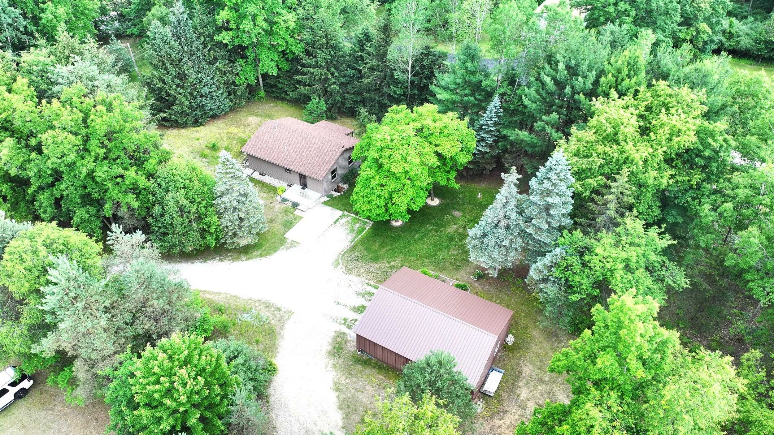 3602 South Winn Road Mount Pleasant, MI 48858 - Photo 10 of 38
