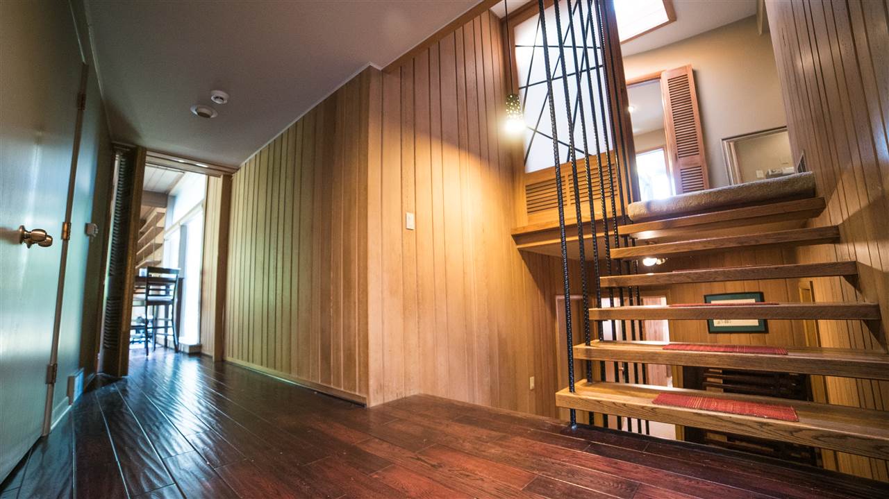 3802 Brookview Road Rockford, IL 61107 - Photo 6 of 25 a view of entryway with wooden floor