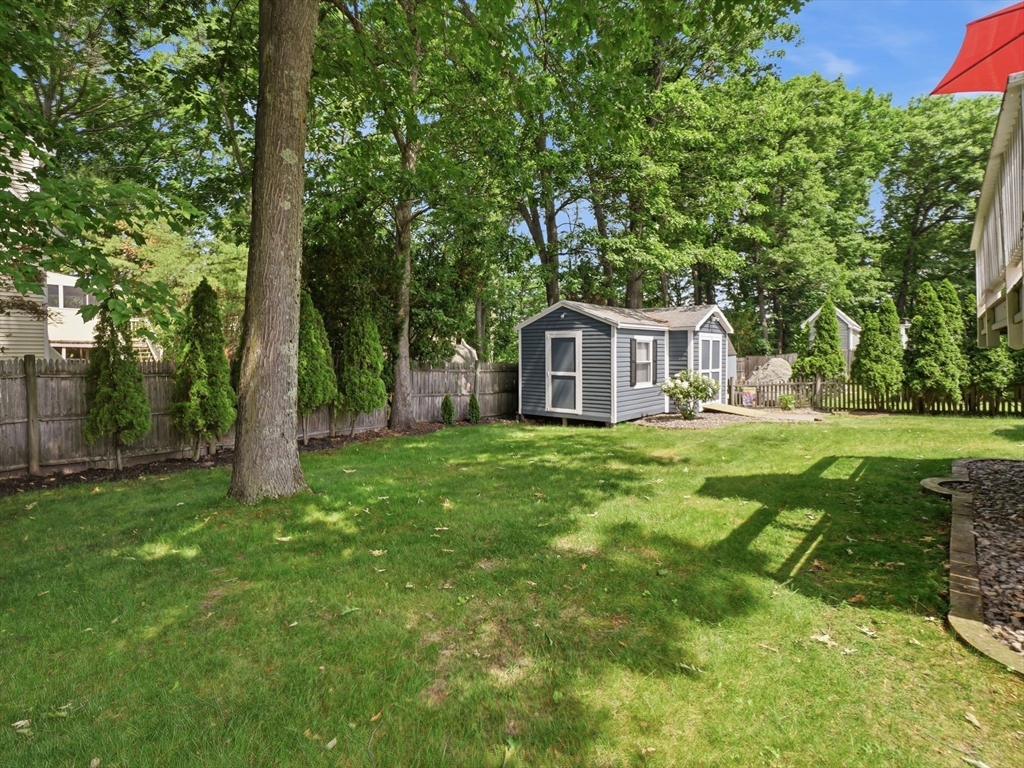 48 Oak Knoll Road Lowell, MA 01852 - Photo 34 of 41