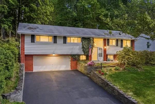 $324,000 | 916 Chestnut Lane, Vestal, NY 13850