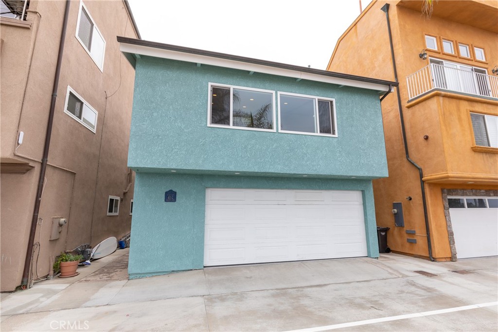 41 C Pacific Surfside, CA 90743 - Photo 3 of 20 Two car garage plus parking in front of garage