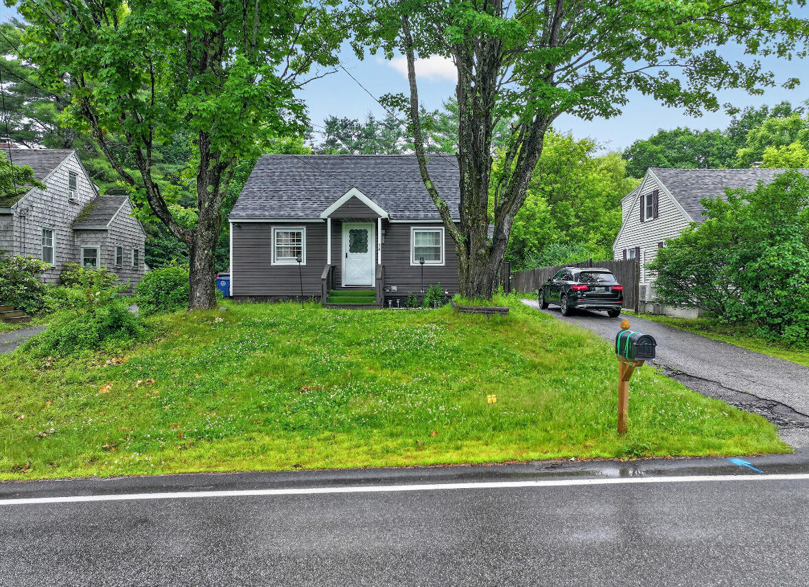 54 Pride Street Westbrook, ME 04092 - Photo 2 of 25 IMG_1935