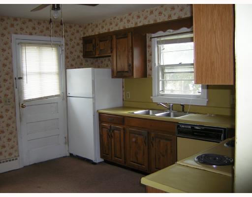 111 Bliss Road Newport, RI 02840 - Photo 6 of 8 Kitchen.