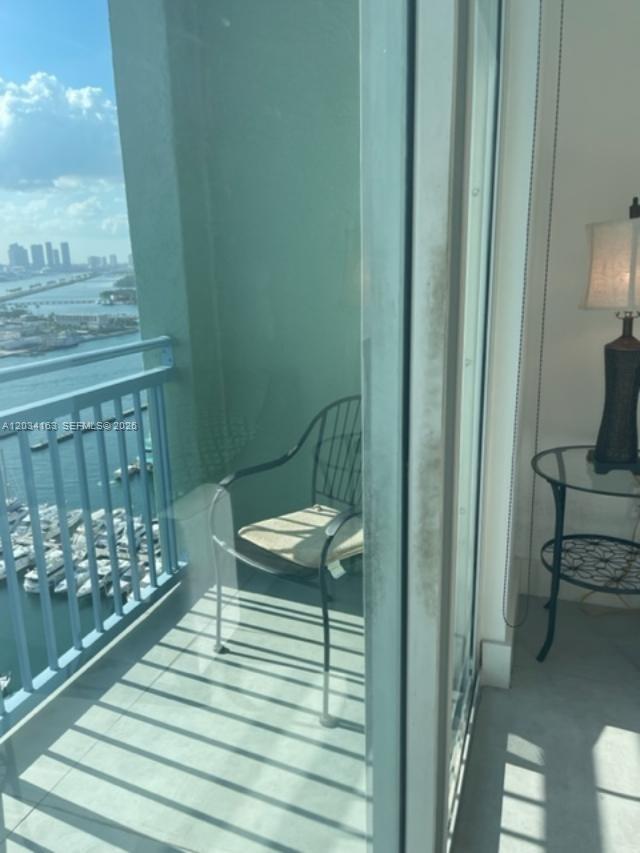 90 Alton Road, Unit 2908 Miami Beach, FL 33139 - Photo 2 of 13