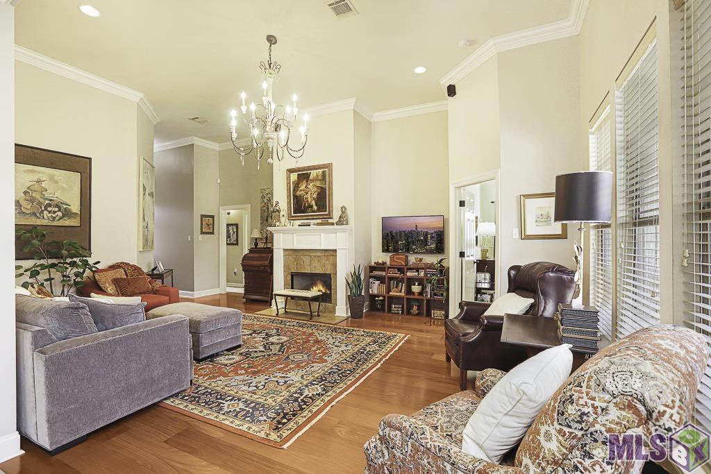 721 Hudson's Way Baton Rouge, LA 70810 - Photo 13 of 25 Notice the Fireplace too!
