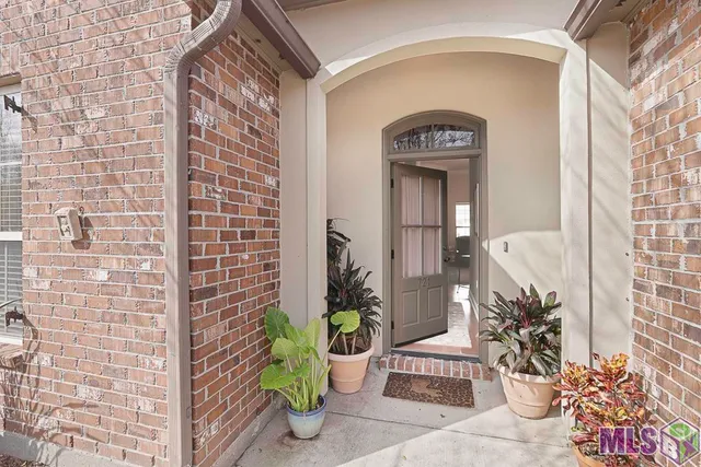 $300,000 | 721 Hudson's Way, Baton Rouge, LA 70810