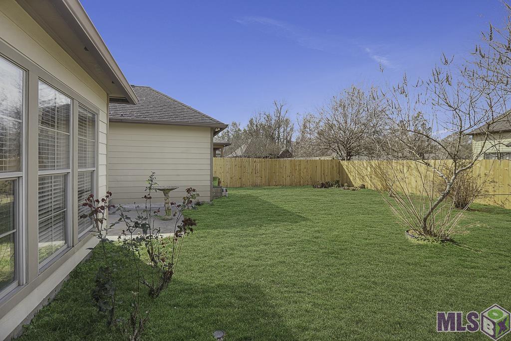 721 Hudson's Way Baton Rouge, LA 70810 - Photo 23 of 25 Spacious & Fully Fenced