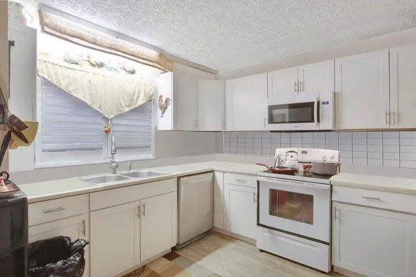 $699,000 | 11099 Ridge Avenue, Fort Pierce, FL 34982