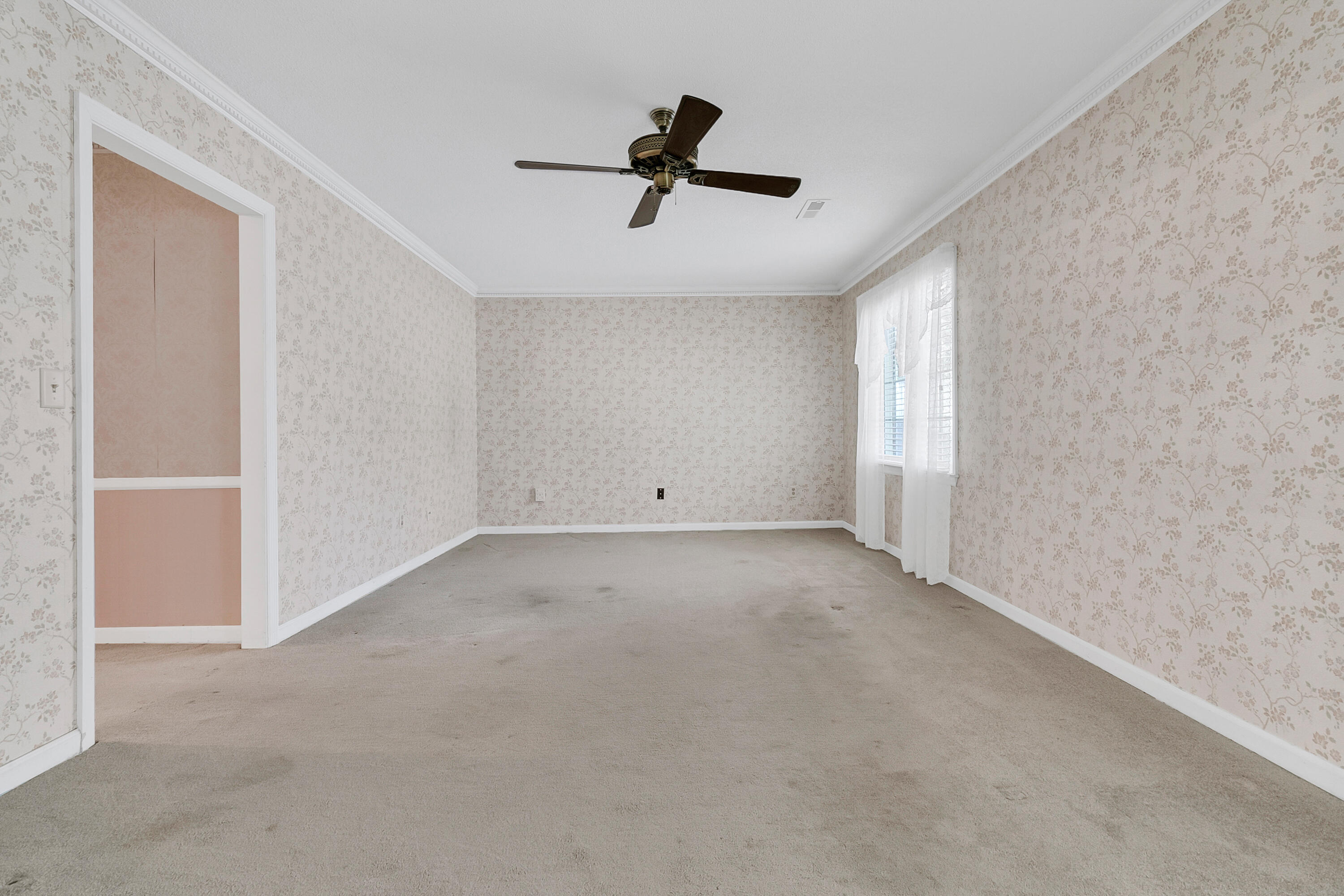 185 Foxborough Road Goose Creek, SC 29445 - Photo 5 of 39 01D. 185 Foxborough Rd Goose Creek SC 29