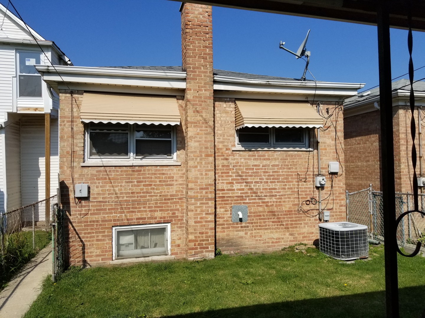 8849 South Normal Avenue Chicago, IL 60620 - Photo 2 of 3