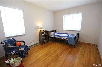 8221 MacKenzie Road St. Louis, MO 63123 - Photo 14 of 23 Gallery Image 14