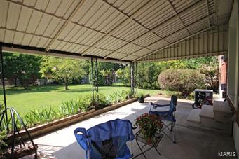 8221 MacKenzie Road St. Louis, MO 63123 - Photo 17 of 23 Gallery Image 17