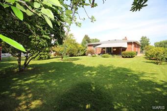8221 MacKenzie Road St. Louis, MO 63123 - Photo 19 of 23 Gallery Image 19