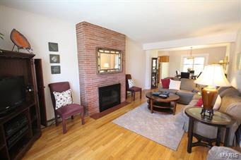 8221 MacKenzie Road St. Louis, MO 63123 - Photo 3 of 23 Gallery Image 3