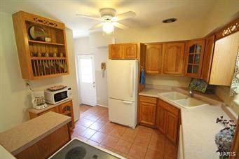8221 MacKenzie Road St. Louis, MO 63123 - Photo 6 of 23 Gallery Image 6