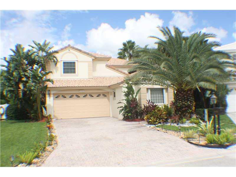 6486 Brava Way Boca Raton, FL 33433 - Photo 3 of 32 Exterior Front
