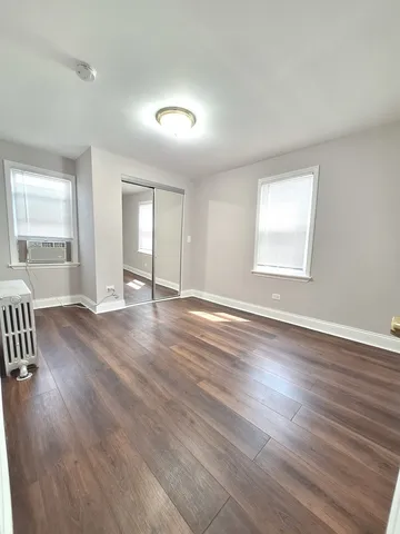 $2,300 | 2121 North Marmora Avenue, Chicago, IL 60639