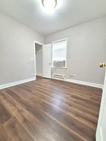 $2,300 | 2121 North Marmora Avenue, Chicago, IL 60639