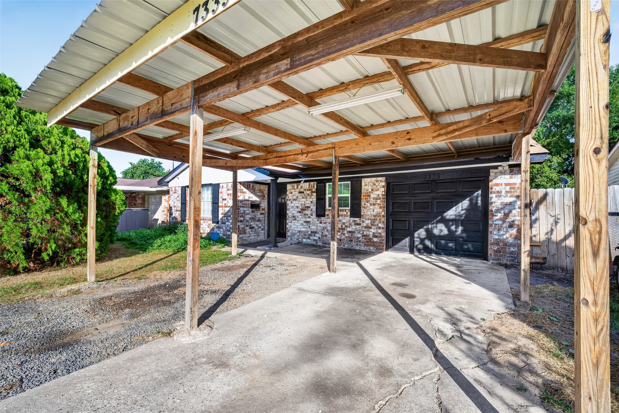 7339 Conley Street Houston, TX 77021 - Photo 4 of 37 Gallery Image 4