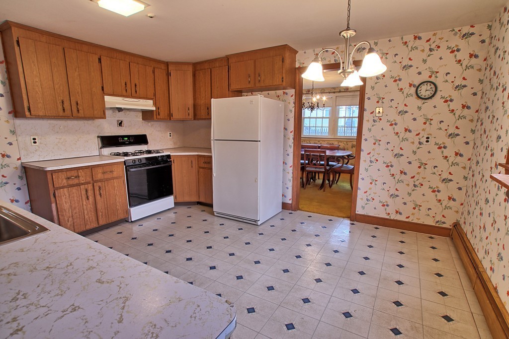 17 Cedar Brook Road Wellesley, MA 02482 - Photo 7 of 21