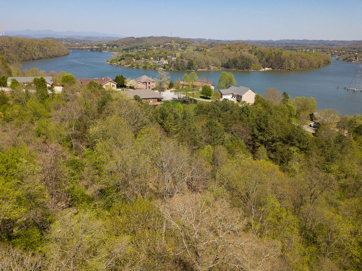 Mariners Point Kingston, TN 37763 - Photo 3 of 8 JBP_MarinersPoint_Web-3
