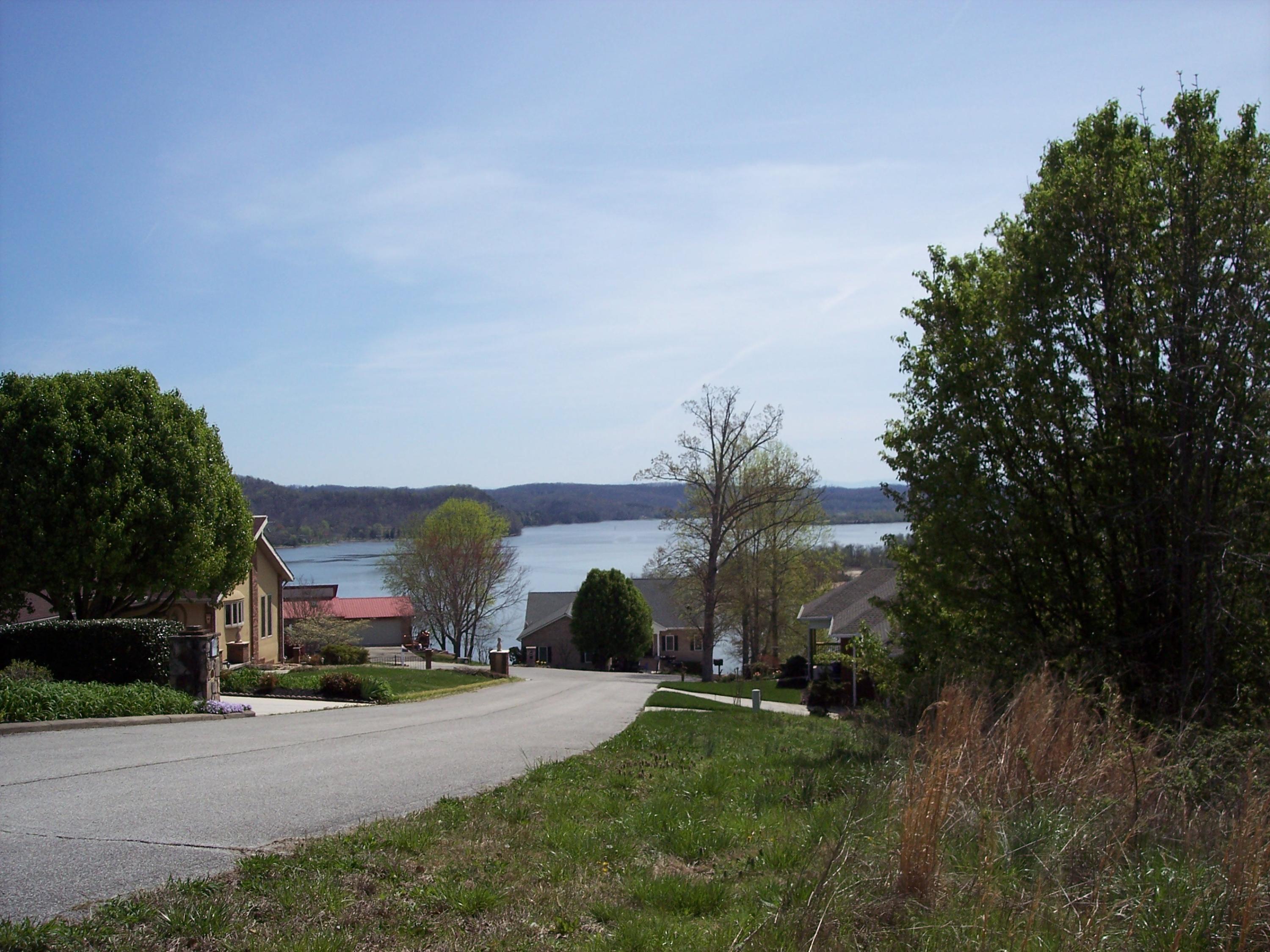 Mariners Point Kingston, TN 37763 - Photo 5 of 8 100_4428