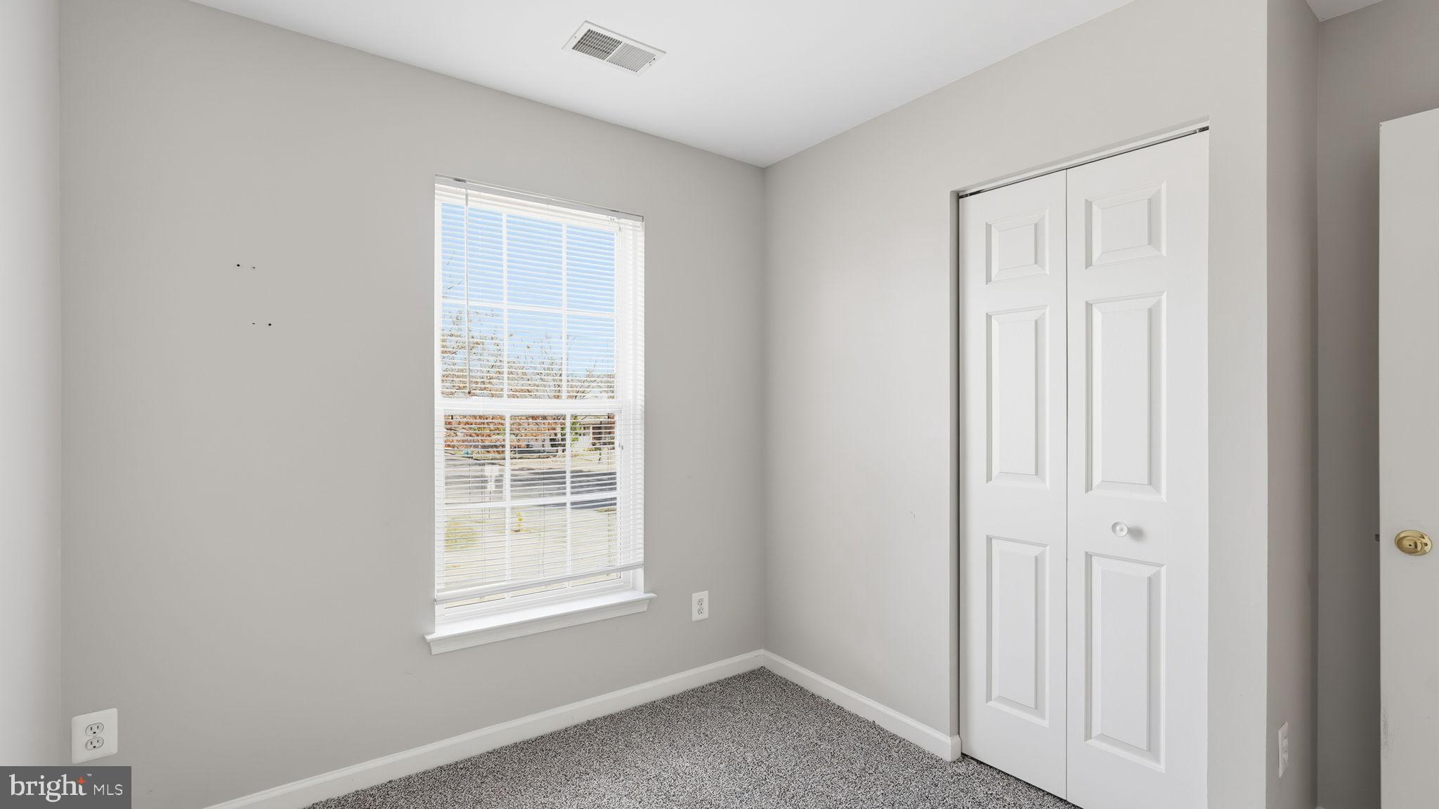 14431 Colonel Wood Road Gainesville, VA 20155 - Photo 33 of 37 a view of an empty room with a window