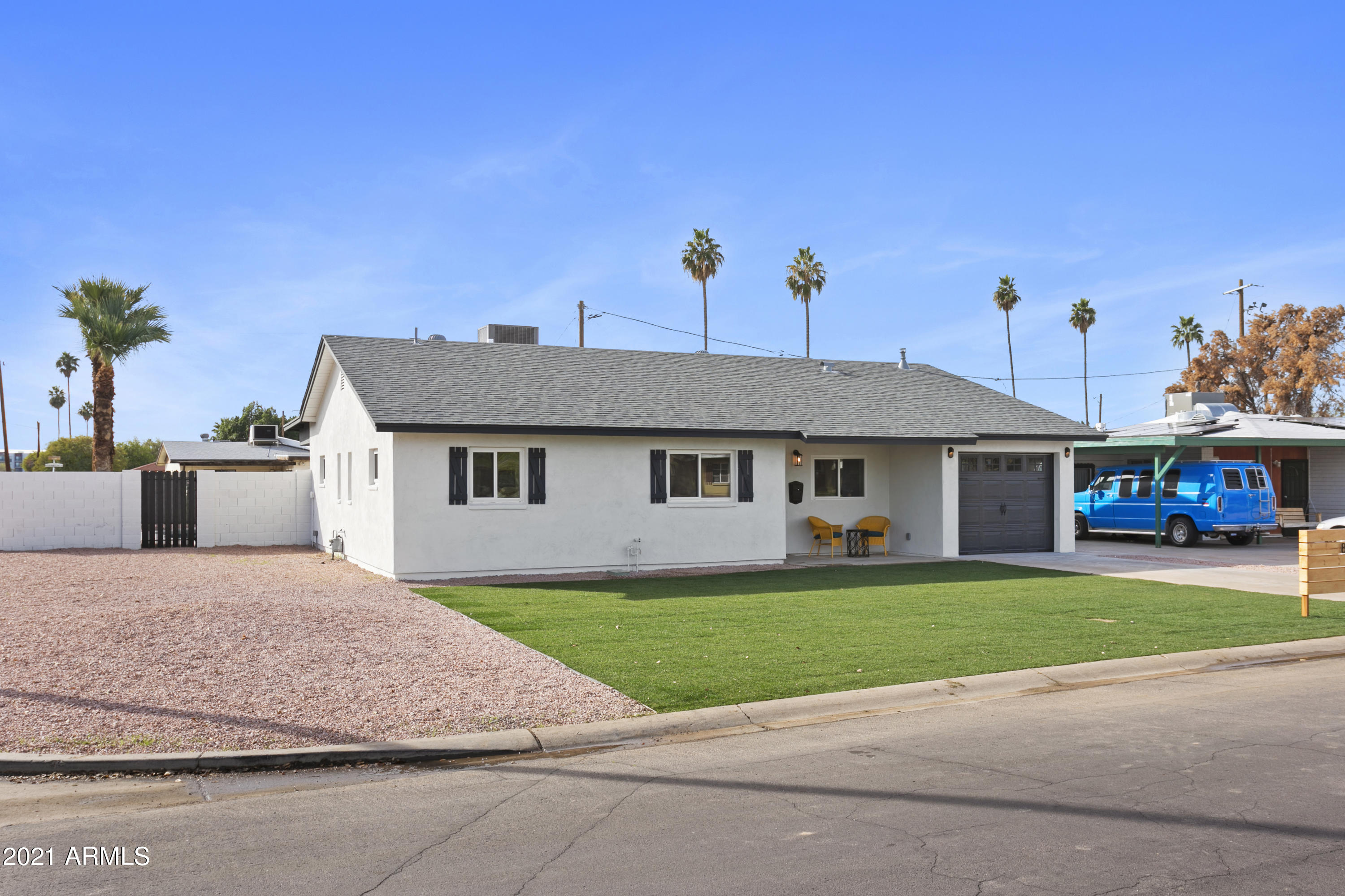 801 West Picadilly Road Phoenix, AZ 85013 - Photo 3 of 54 Front of House