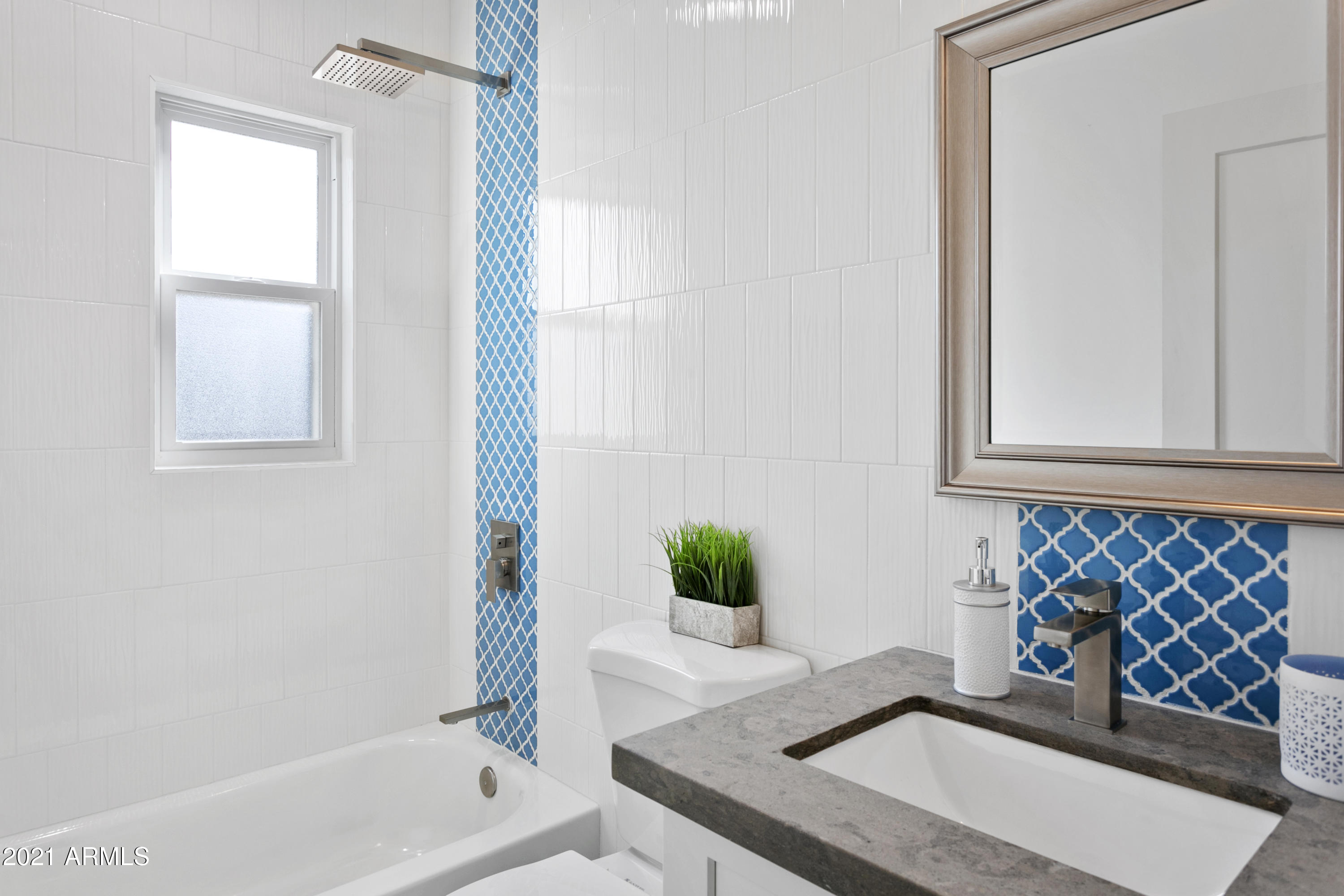 801 West Picadilly Road Phoenix, AZ 85013 - Photo 45 of 54 Third Bathroom 1