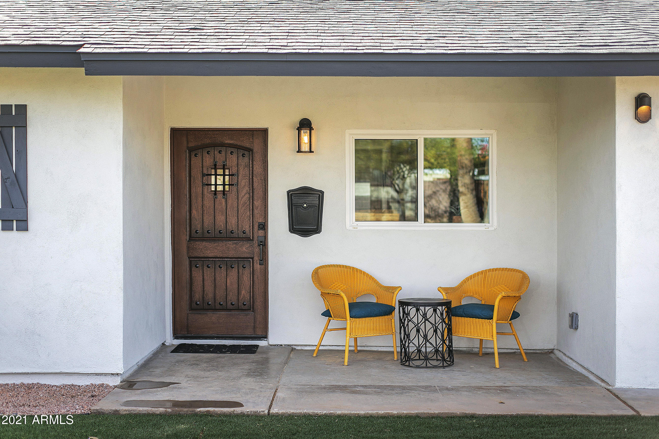 801 West Picadilly Road Phoenix, AZ 85013 - Photo 5 of 54 Front Porch