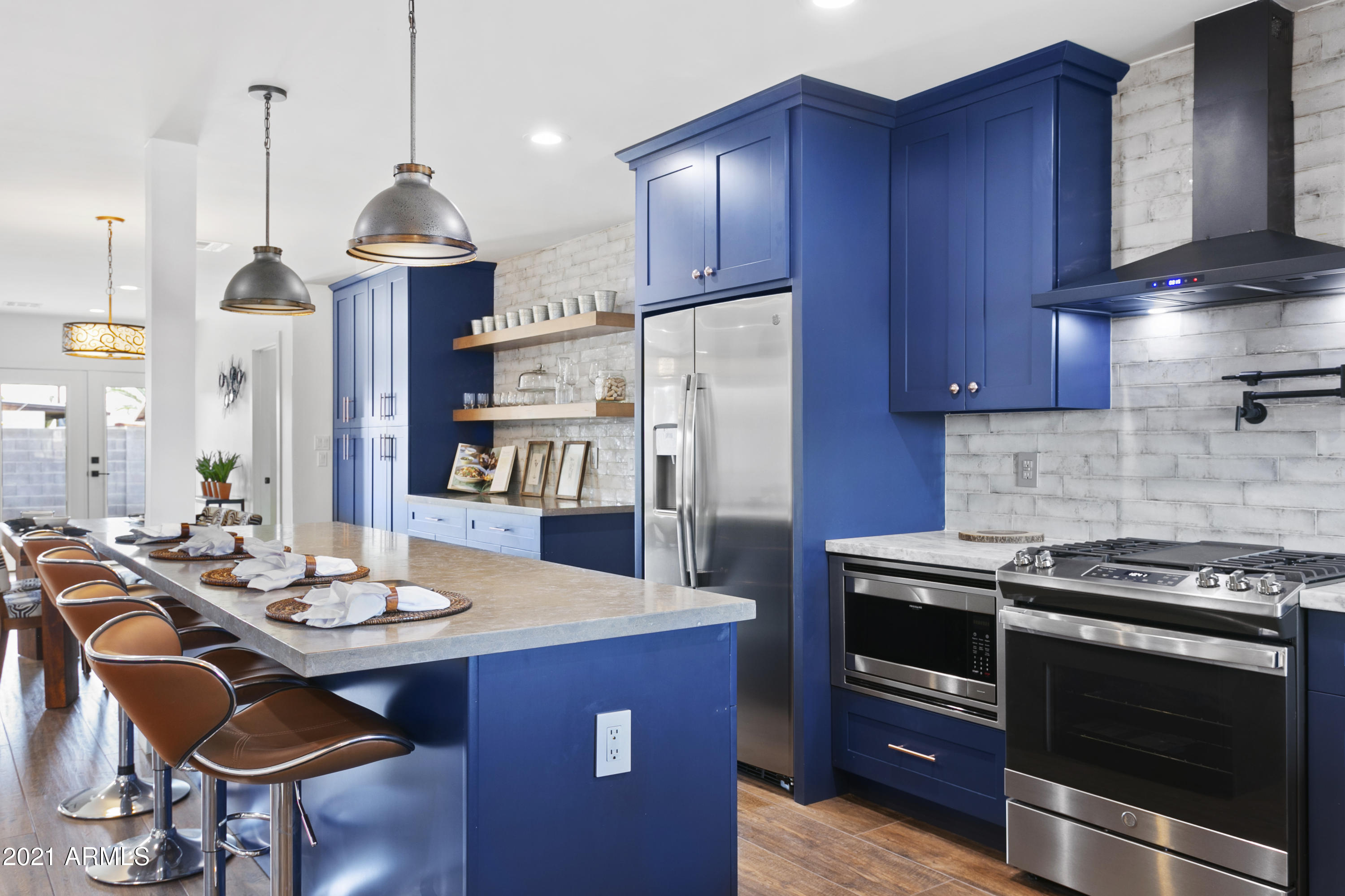 801 West Picadilly Road Phoenix, AZ 85013 - Photo 6 of 54 Kitchen 5