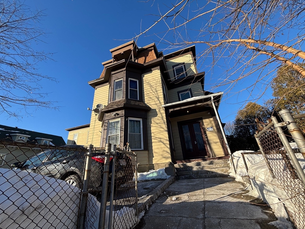 85 Prospect Street, Unit 1C Worcester, MA 01605 - Photo 2 of 22