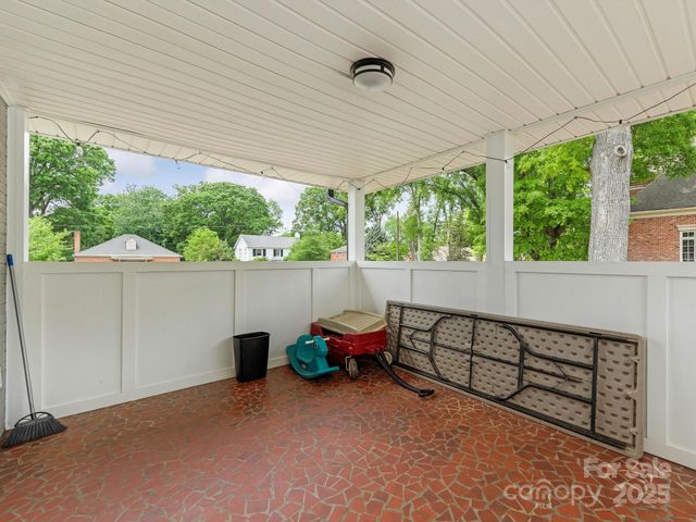 $949,900 | 1301 South Kings Drive, Charlotte, NC 28207