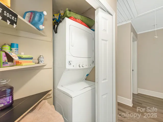 $949,900 | 1301 South Kings Drive, Charlotte, NC 28207