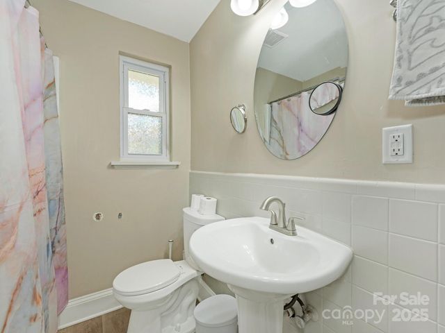 $949,900 | 1301 South Kings Drive, Charlotte, NC 28207