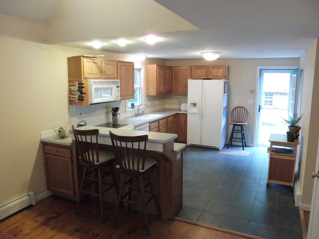 4 Ferdie Road Hubbardston, MA 01452 - Photo 3 of 21 Gallery Image 3