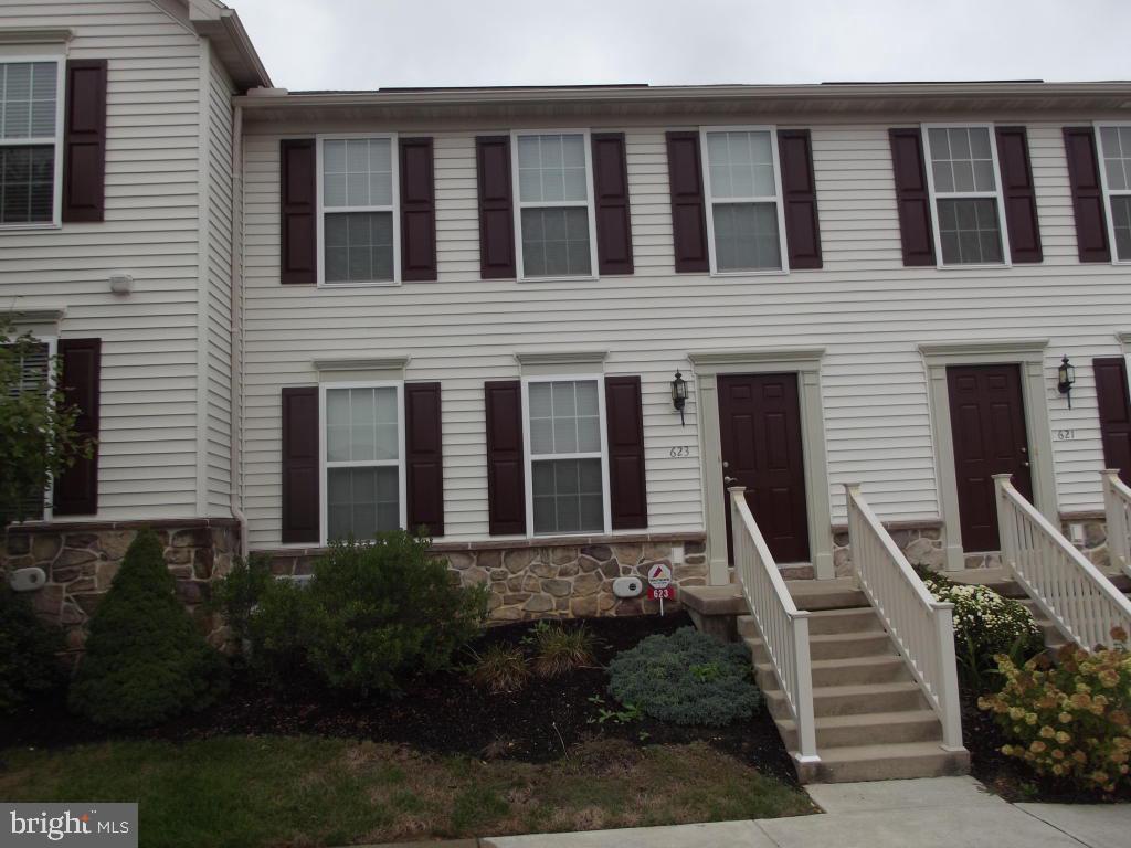 623 Creekside Lane Lititz, PA 17543 - Photo 1 of 24