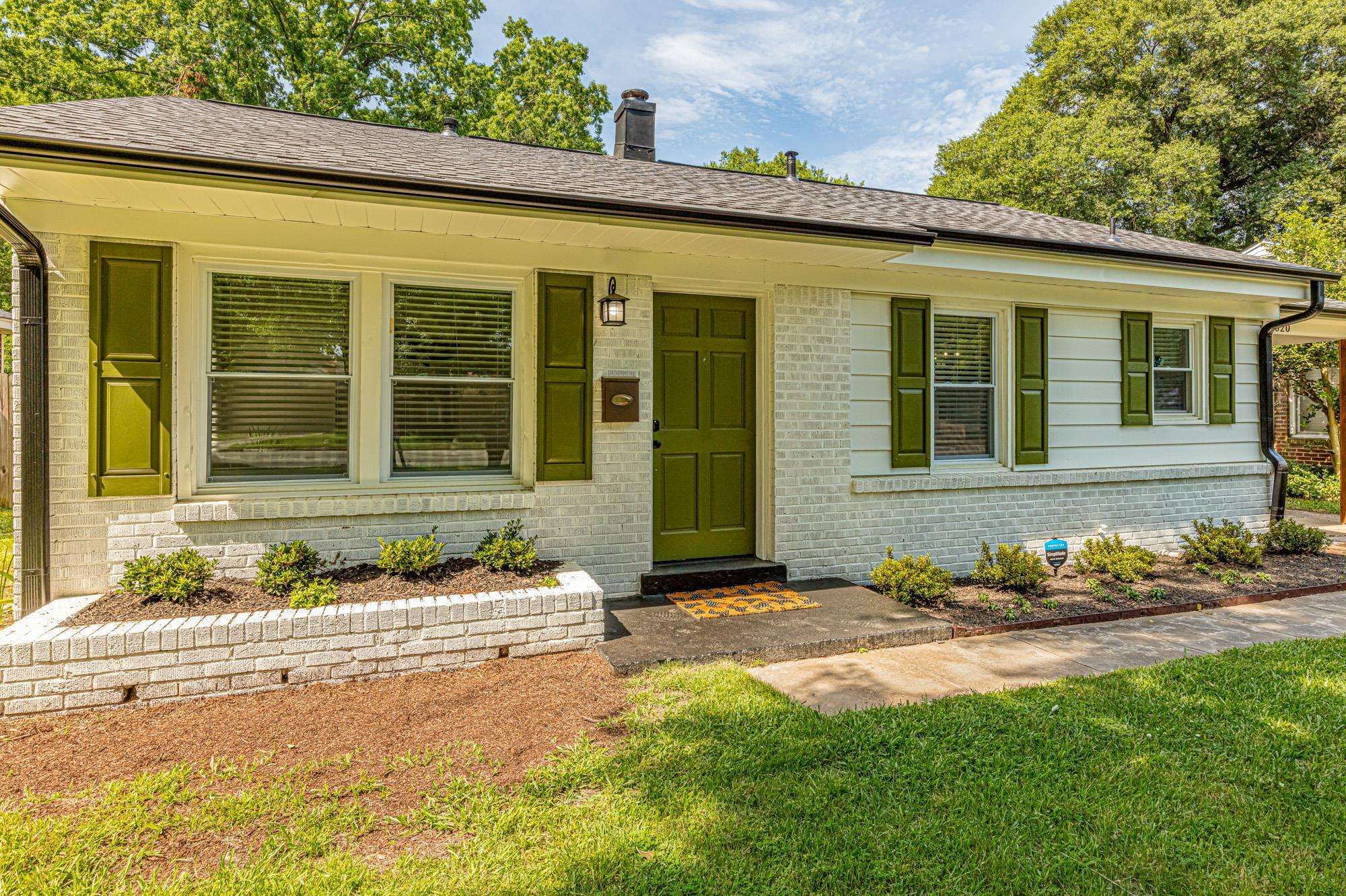 4620 Sea Isle Road Memphis, TN 38117 - Photo 3 of 14 a front view of a house