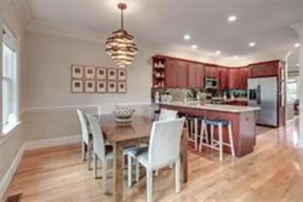 $7,500 | 68 Waverley Avenue, Unit 1, Newton, MA 02458