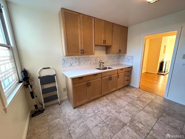 $4,700 | 106-108 Caselli Avenue, Unit 106, San Francisco, CA 94114