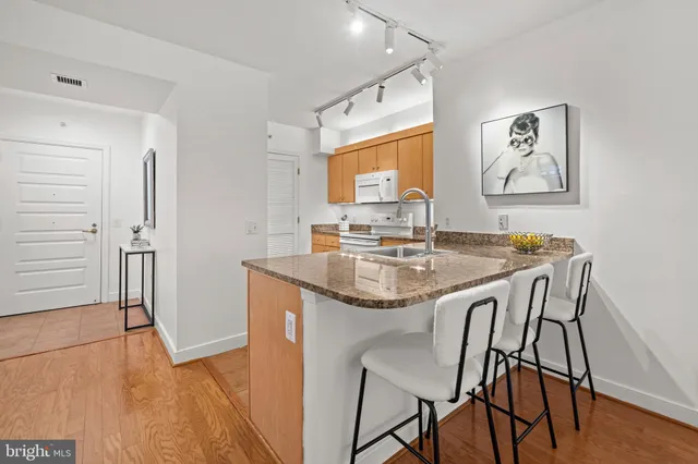 $450,000 | 631 D Street Northwest, Unit 632, Washington, DC 20004
