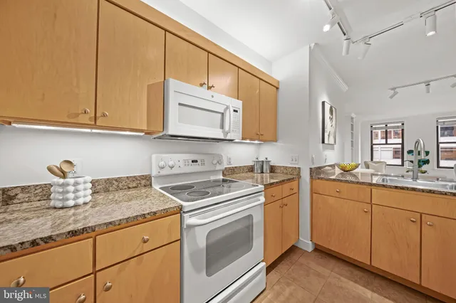 $450,000 | 631 D Street Northwest, Unit 632, Washington, DC 20004