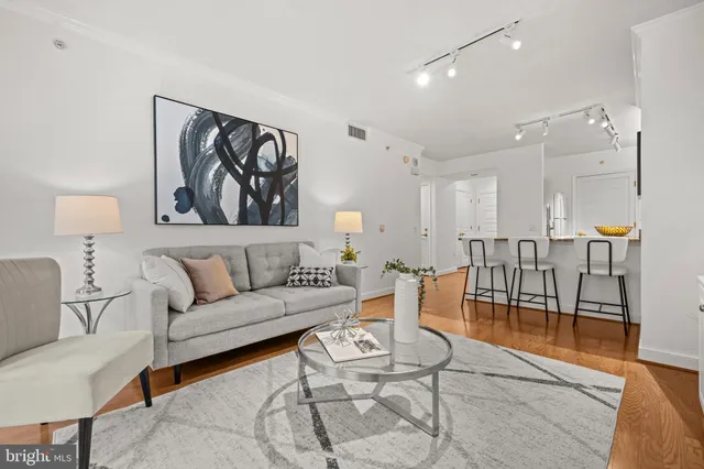 $450,000 | 631 D Street Northwest, Unit 632, Washington, DC 20004