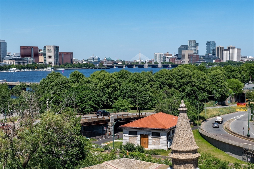7 Bay State Road, Unit 2C Boston, MA 02215 - Photo 31 of 34