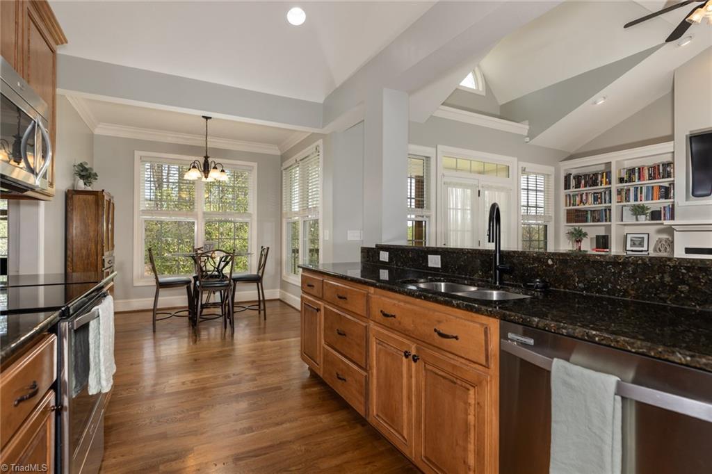 161 Burberry Drive Purlear, NC 28665 - Photo 12 of 49 Kitchen