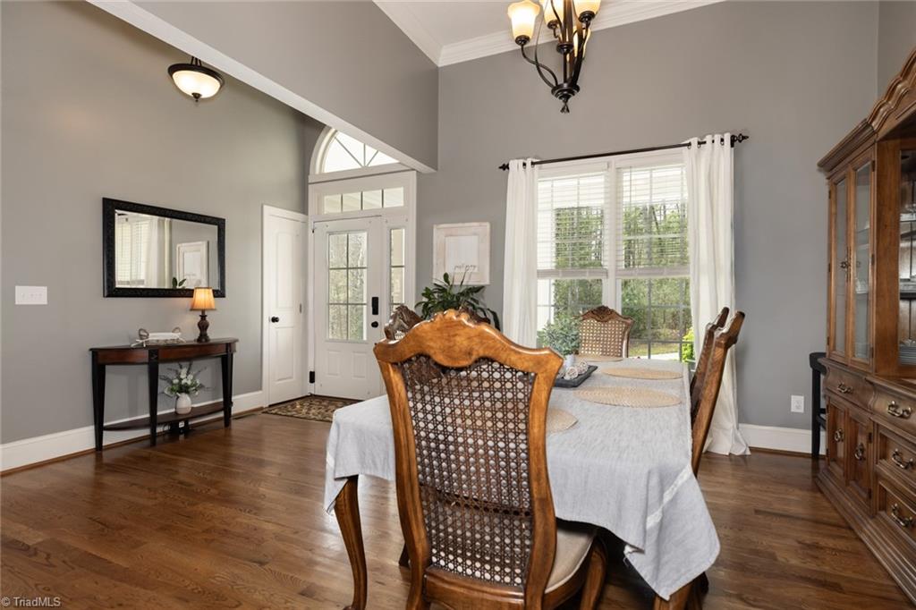 161 Burberry Drive Purlear, NC 28665 - Photo 5 of 49 Dining Area