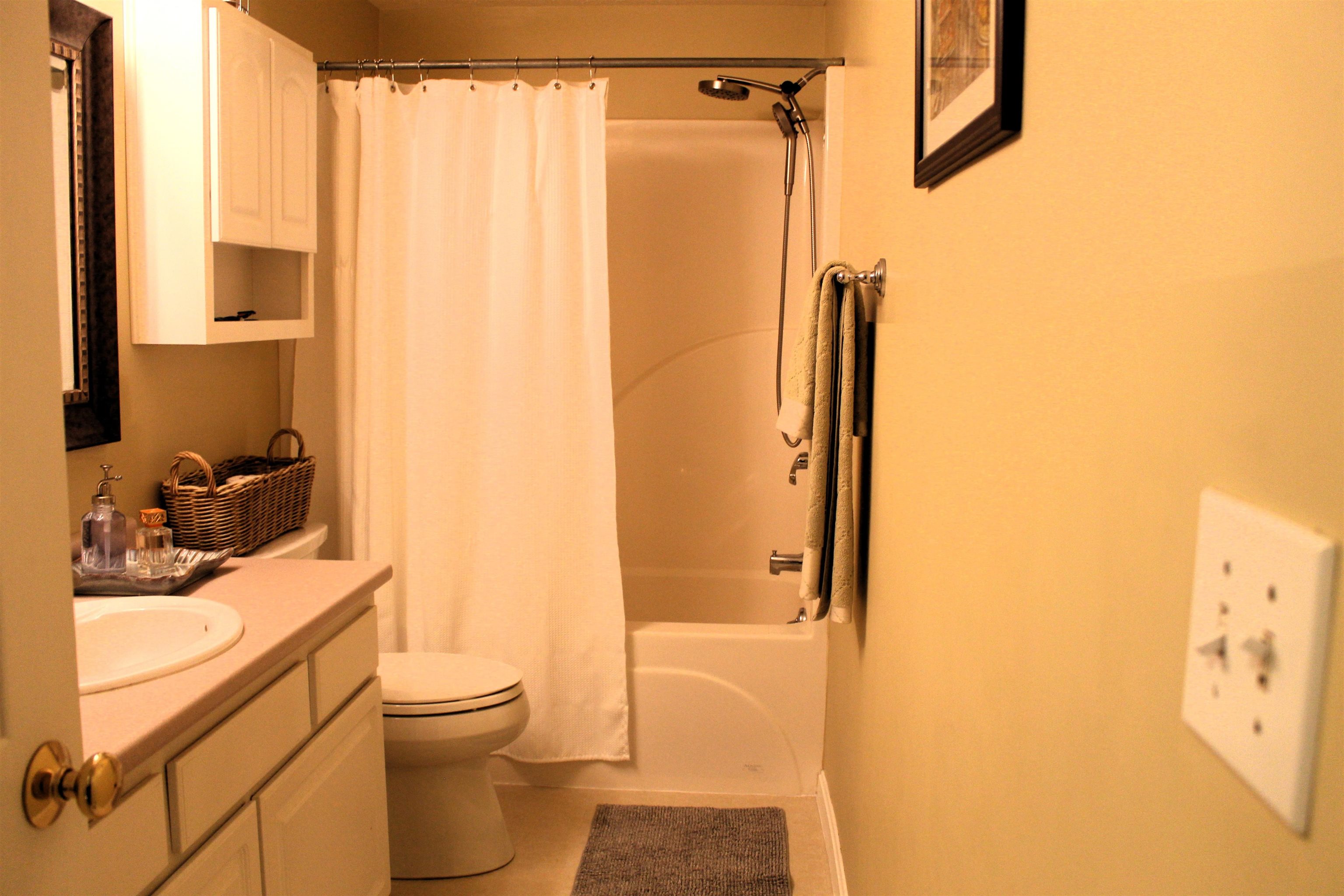 38 Georgetown Drive Nashua, NH 03062 - Photo 23 of 26